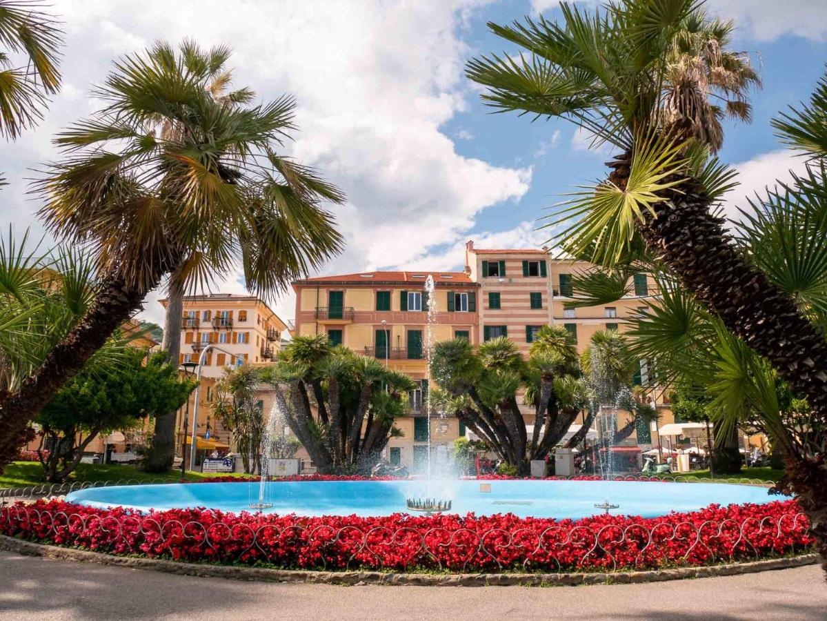 Coccodrillo Hotel & Apartments Varazze Exterior photo