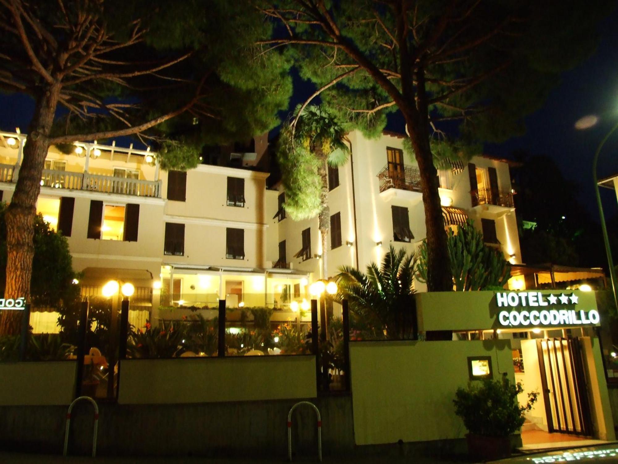 Coccodrillo Hotel & Apartments Varazze Exterior photo