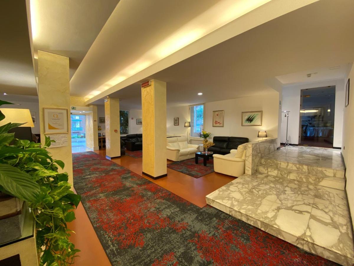 Coccodrillo Hotel & Apartments Varazze Exterior photo